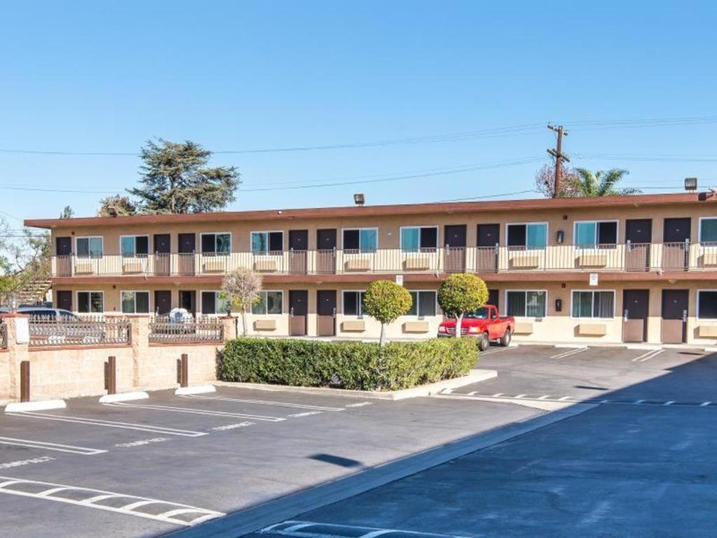 Sea Rock Inn - Los Angeles Gardena Eksteriør billede